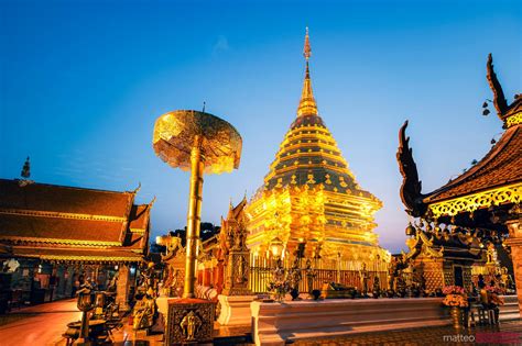 วัดพระธาตุดอยสุเทพ สถานที่ศักดิ์สิทธิ์และมุมมองอันงดงามของเมืองเชียงใหม่!